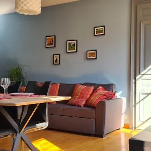 Appartamento Bluemoon-appartement En Plein Centre De D'annecy-place De Parking Privée, Annecy